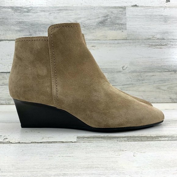 TOD'S Light Tobacco Suede Gomma Wedge Ankle Boots